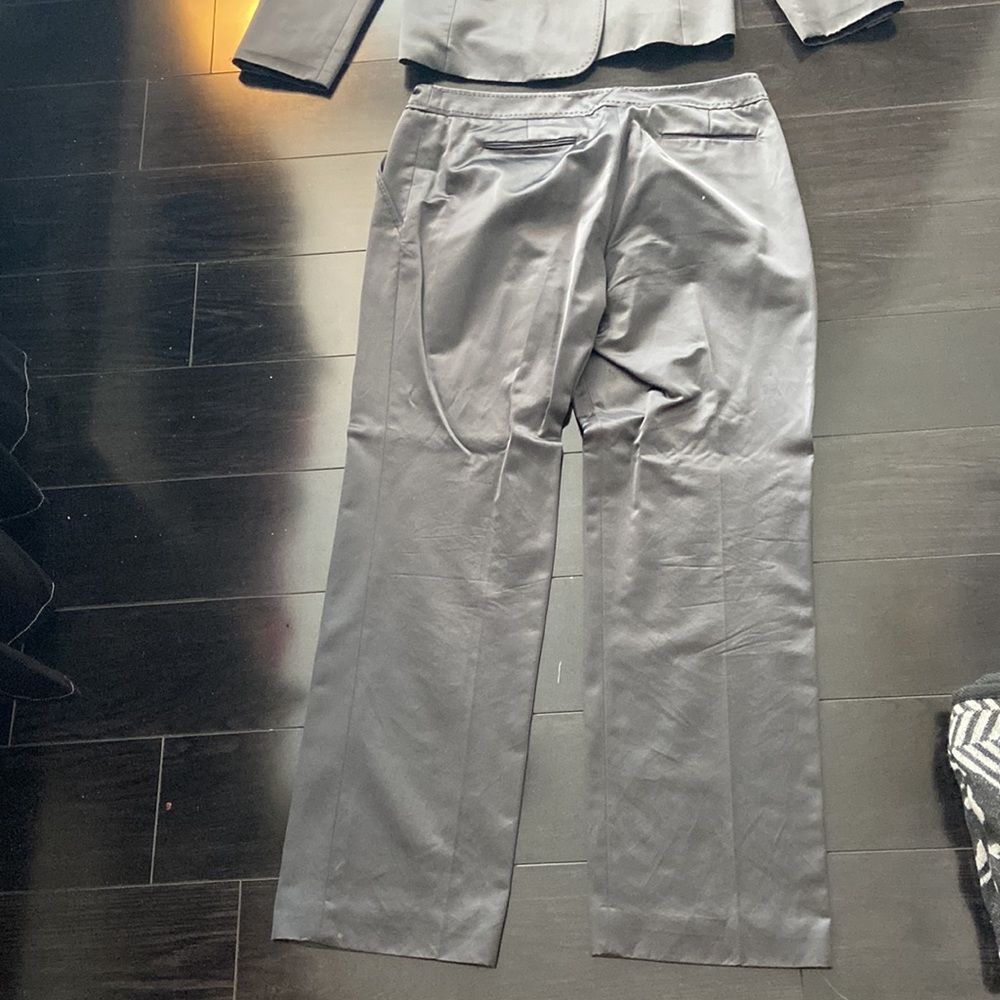 Suit - Picture 4 of 4